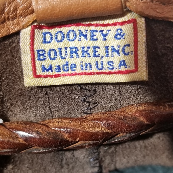 DOONEY & BOURKE Leather Bucket Bag w/ Wallet - Picture 5 of 8